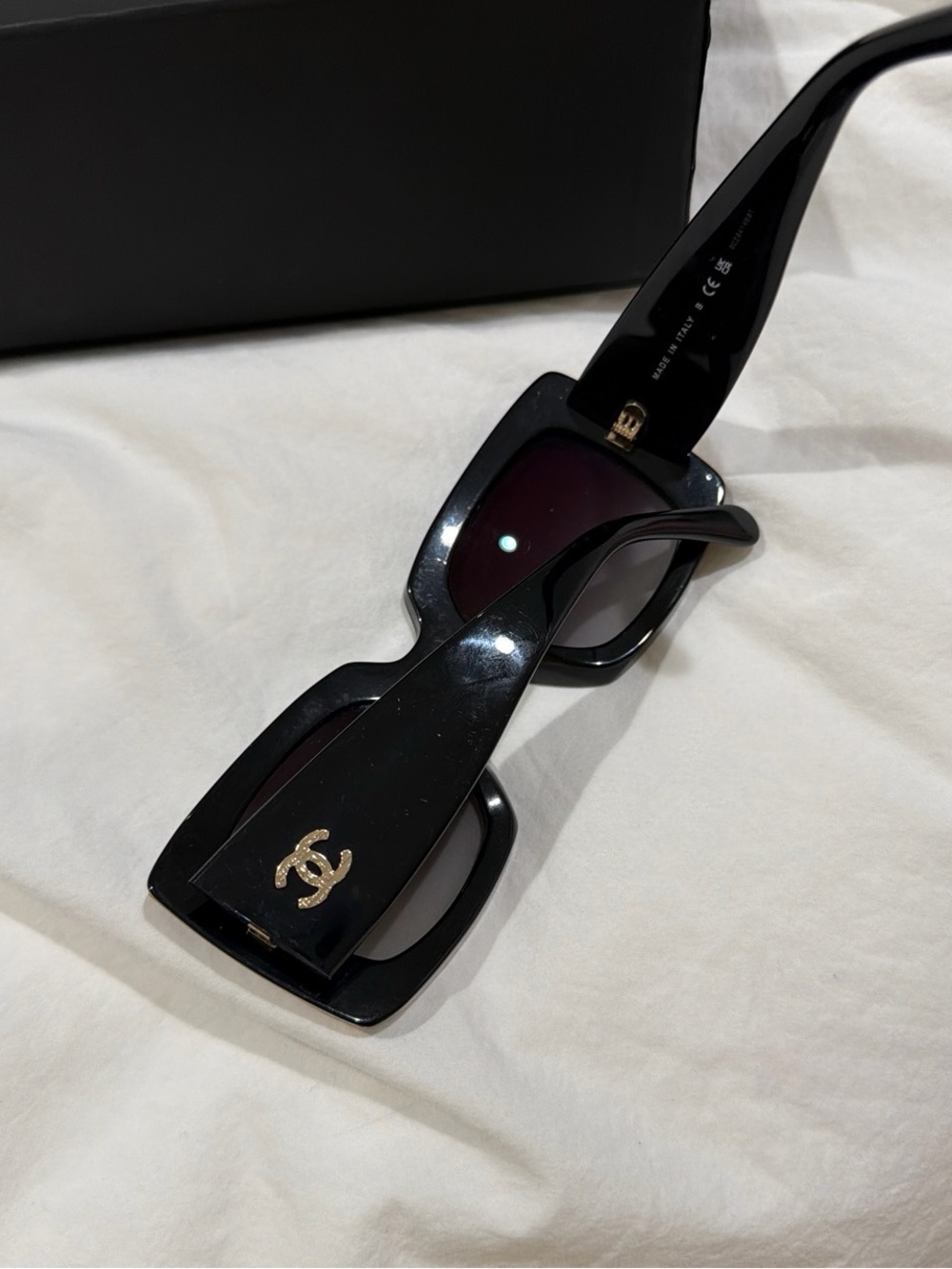 Chanel black rectangle sunglasses - Picture 5 of 9